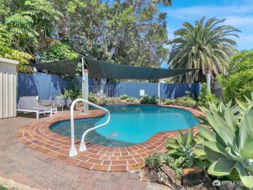 Emu Park Apartment | Studio 10 Endeavour Inn