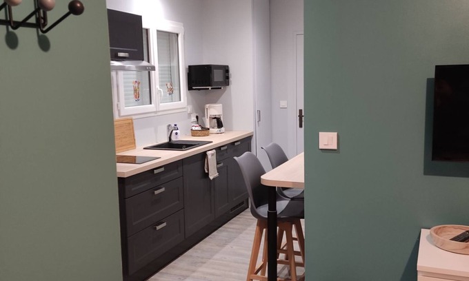 Cisse Apartment | Studio 10 min from Futuroscope and Arena