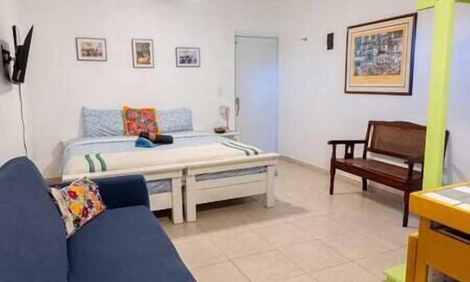 Esperanza Apartment | Studio #2 Yabisi with Garden - Guayacan Guesthouse