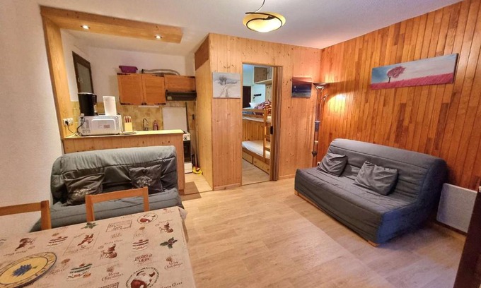 Saint-Michel-de-Chaillol Apartment | Studio 4 Pers avec Terrasse et Jardinet - Ski et Randos à Pied - Animaux Admis - FR-1-393-164