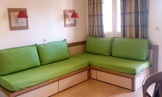 Valescure Apartment | Studio 4 people air-conditioned ground floor