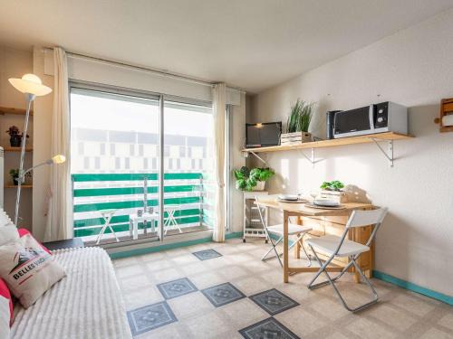 Pla d'Adet Apartment | Studio 4 pers. avec balcon et accès direct aux pistes à Saint-Lary-Soulan - FR-1-296-488