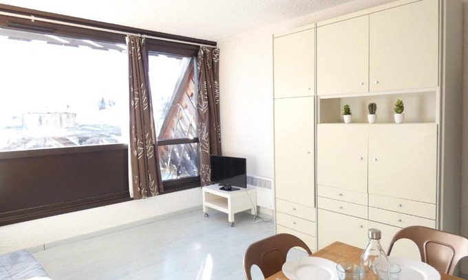 Piau Engaly Apartment | Studio 4 pers avec balcon, Piau-Engaly - Sud, TV, Lave-vaisselle, Lave-linge, Casier à skis - FR-1-457-258