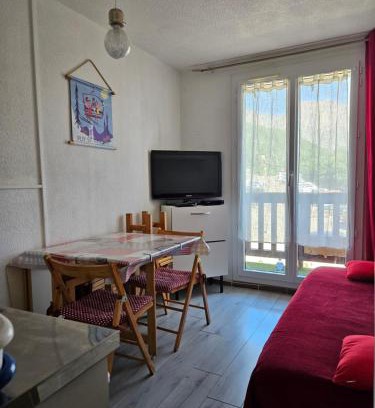 Puy-Saint-Vincent Apartment | studio 4 pers Puy-Saint-Vincent 1700