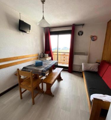 Eclose-Est Apartment | Studio 4 pers Soleil d'Huez - maeva Home - Studio pied de pistes vue montagne + coin cabine 4 personnes - Confort MAE-5688