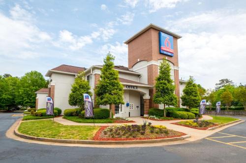 Roswell Hotel | Studio 6-Roswell, GA - Atlanta