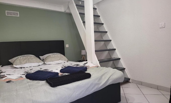 Agen Apartment | studio amande proche gare SNCF et commodités