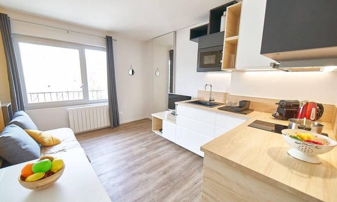 Oullins Apartment | Studio Ampère Oullins centre Lyon