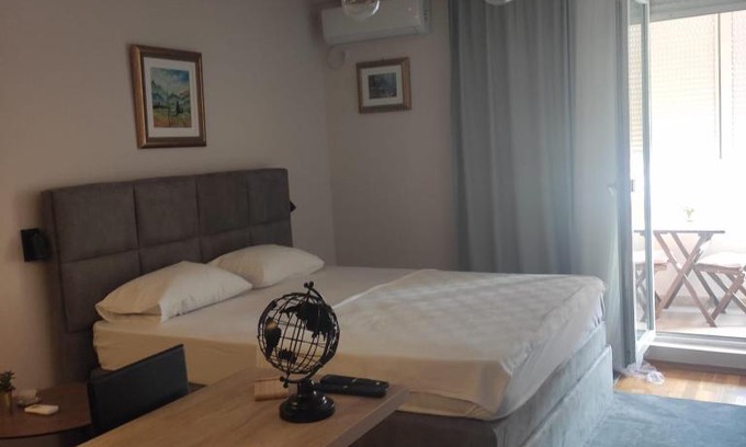 Podgorica Apartment | Studio Ana 2022