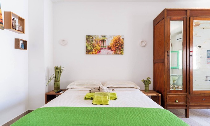 Montesano Salentino Apartment | Studio Apartment 'Curte Verde' with Private Terrace, Wi-Fi and Air Conditioning