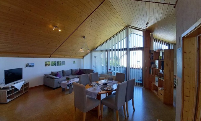 Bohringen Apartment | Studio apartment 62 sqm, 1 bedroom, balcony, max. 2 persons