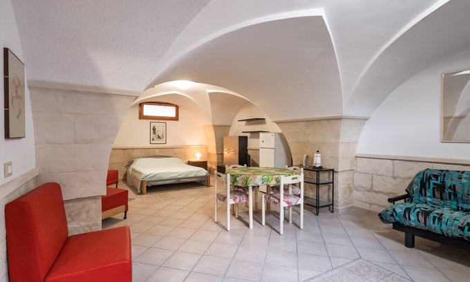 Muro Leccese House | Studio Apartment 'Dell'Angelo' with Wi-Fi