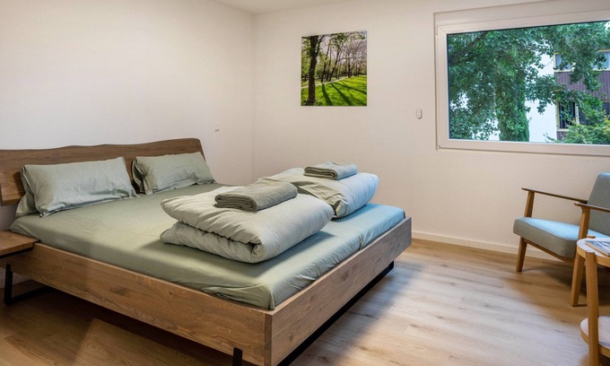 Bad Krozingen Apartment | Studio Apartment 'Feldberg' with Shared Garden and Wi-Fi