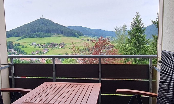 Baiersbronn Apartment | Studio Apartment 'Ferienappartement In Black Forest' with Mountain View, Shared Terrace and Wi-Fi