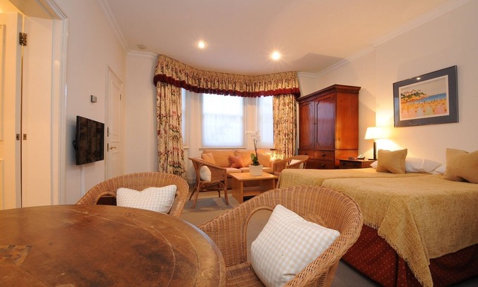 South Kensington Apartment | Studio Apartment in Prime London Location