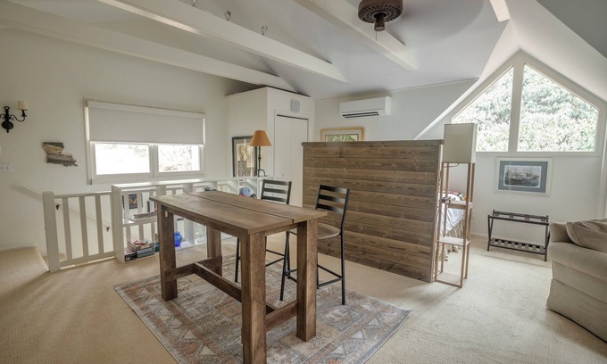 Mirror Lake Apartment | Studio Apartment in the Mirror Lake area of Highlands, NC