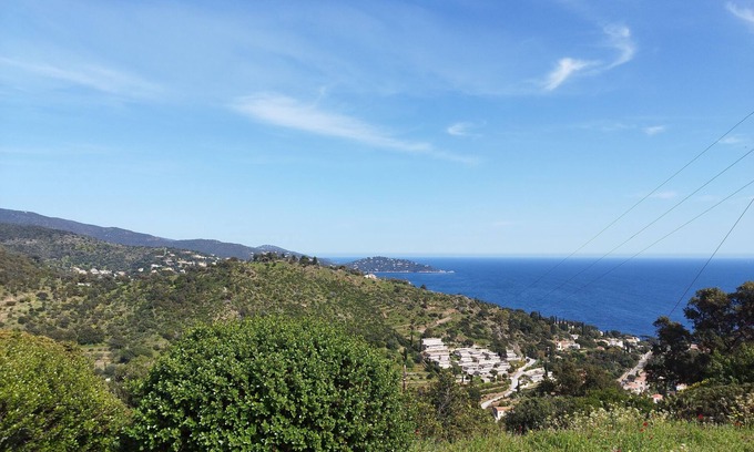 Le Lavandou Apartment | Studio au Calme, vue Imprenable