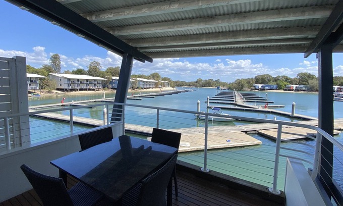 Gold Coast Apartment | STUDIO APARTMENT – COURAN COVE - THE PERFECT ISLAND ESCAPE AWAITS YOU