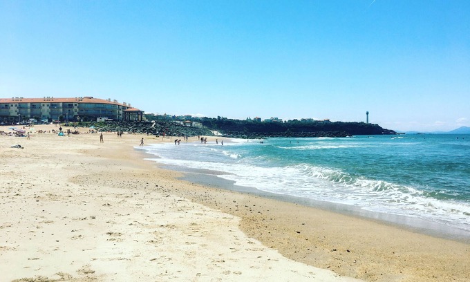 Anglet Apartment | Studio Biarritz, swimming pool, beach, golf, parking