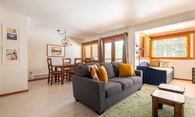 Tahoe Woods Condo | Studio by Palisades Tahoe w/pool & tub access.