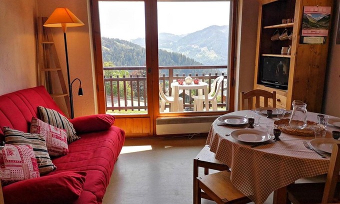 Notre-Dame-de-Bellecombe Apartment | Studio/Cabine avec Mezzanine - Proche Pistes, 5 Pers. - FR-1-595-17