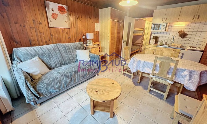 Valloire Apartment | Studio Cabin in center Valloire with Free Wifi