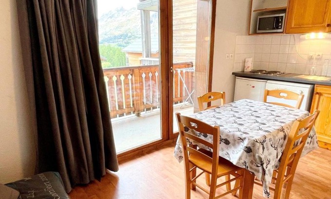 La Joue du Loup Apartment | Studio cabine pour 4 avec parking gratuit à La Joue du Loup - FR-1-504-633