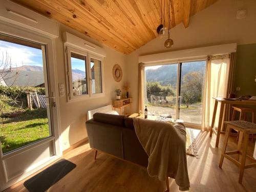 Ouzous House | Studio Calme et Cosy - 'Les 7 Sources'