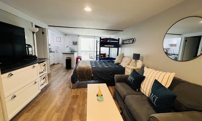 Carrabassett Valley Condo | Studio Condo - Carrabassett Valley - Sugarloaf