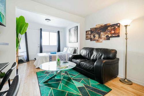 De Lorimier Apartment | Studio Design & Nature Urbaine