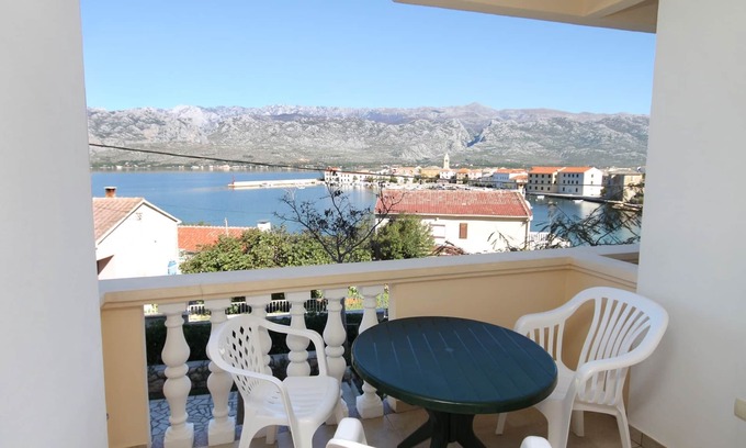 Vinjerac Apartment | Studio flat with terrace and sea view Vinjerac, Zadar (AS-3248-e)