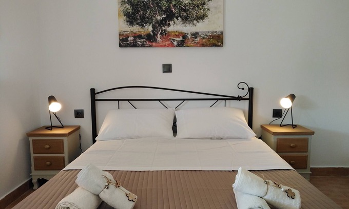 Eleios-Pronnoi House | Studio for rent in Tzanata Kefalonia