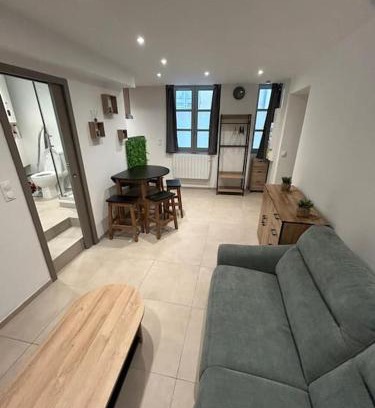 Saint-Donat-sur-l'Herbasse Apartment | Studio chez Mumu