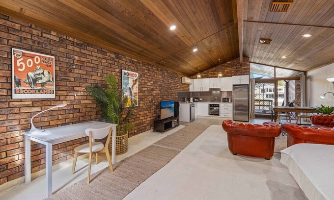 Port Macquarie Cottage | Studio Fran - Port Macquarie canals