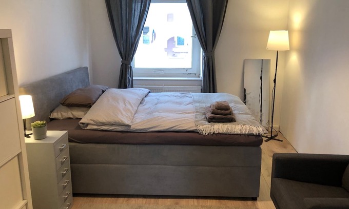 Moersenbroich Apartment | studio g - Central sunny 2 bedroom apartment for 2-6 guests with terrace