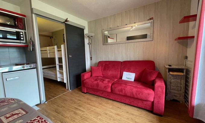 Laveissiere Apartment | Studio Griou n°98 4P