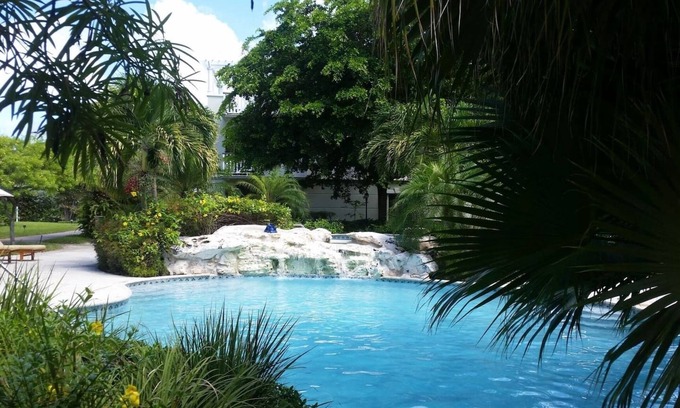 Grace Bay Condo | Studio in beachfront resort,