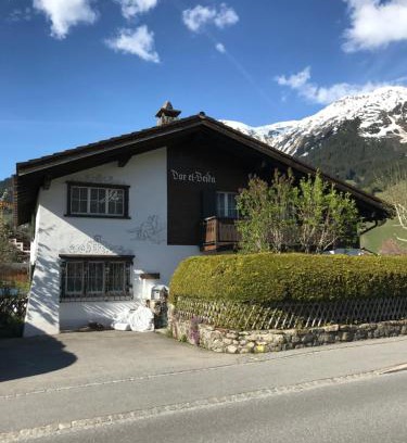 Klosters-Serneus Bed & Breakfast | Studio in Klosters