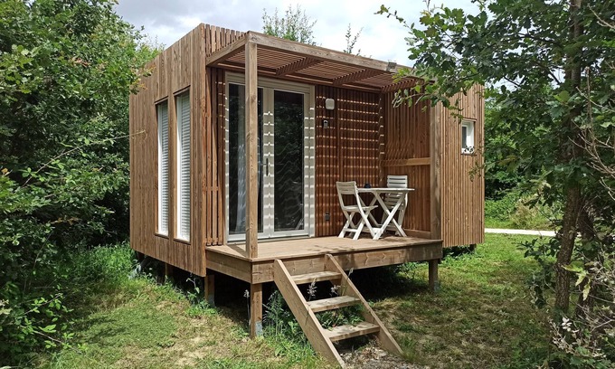 Dunes Apartment | Studio in quiet garden with trees