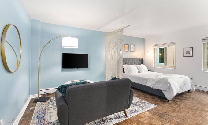 Downtown Seattle Apartment | Studio in the heart of Seattle