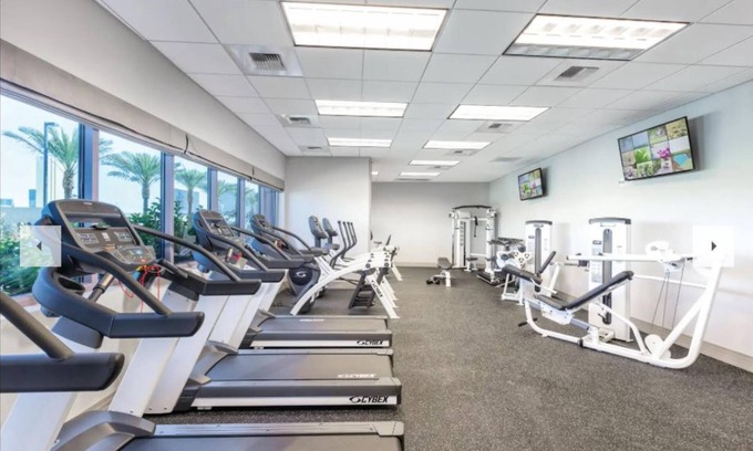 Las Vegas Apartment | Studio in Vegas! with a Shuttle to the Strip and Parking!