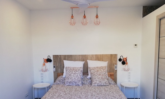 Les Meravelles Apartment | STUDIO / LOFT 1 MINUTE FROM THE PALMA BEACH