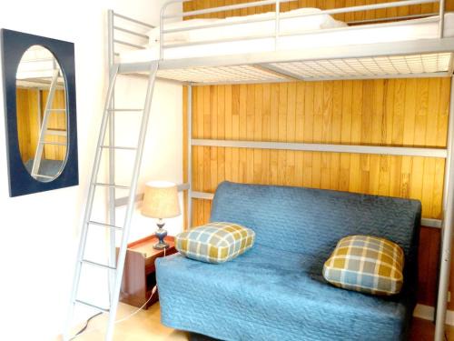 Les Almes Apartment | Studio lumineux proche des pistes avec WIFI - FR-1-502-436