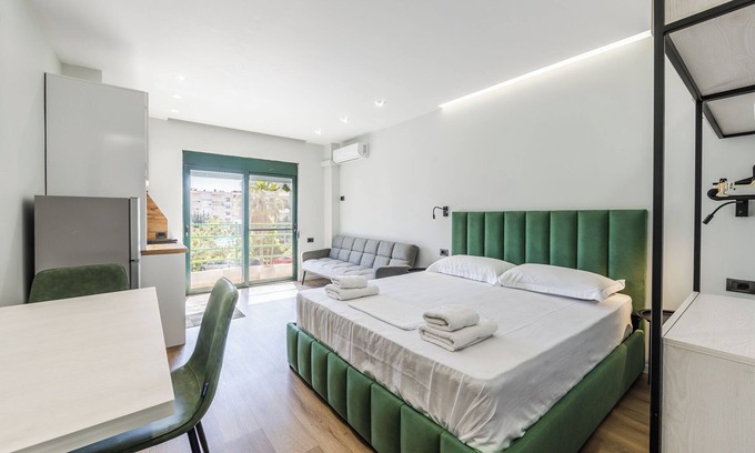 Golem Apartment | Studio MareBlu by PS