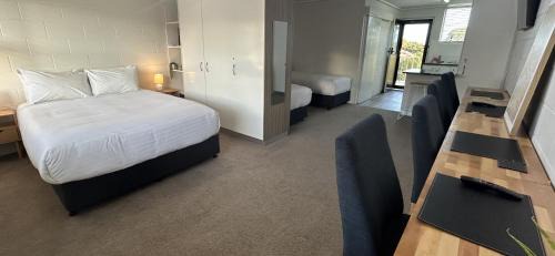 Port Lincoln Apartment | Studio Marine 4