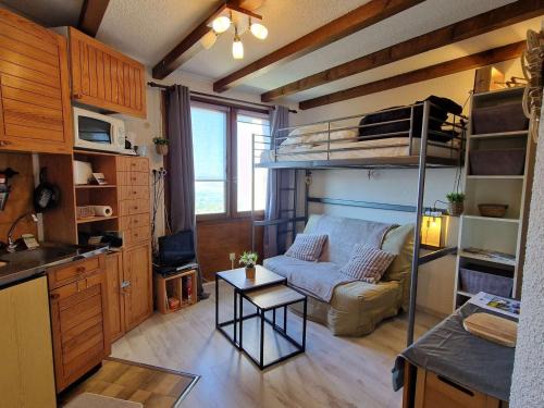 Saint-Michel-de-Chaillol Apartment | *Studio Montagne 2/3 pers - Pied des pistes, centre station* - FR-1-393-43