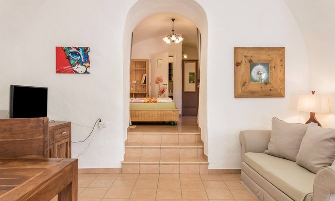 Sarntal Apartment | Studio 'Moserhof - Sunnseit' with Mountain View, Garden & Wi-Fi