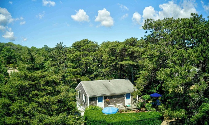 East Orleans Apartment | Studio perfect for 3, Walk to Nauset Beach!