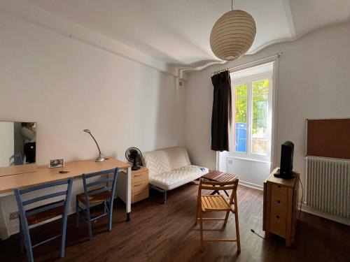 Sablon - Trudaine Apartment | Studio PMR proche du centre