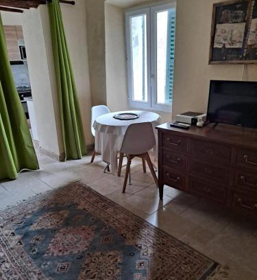 Luri Apartment | Studio pour couple